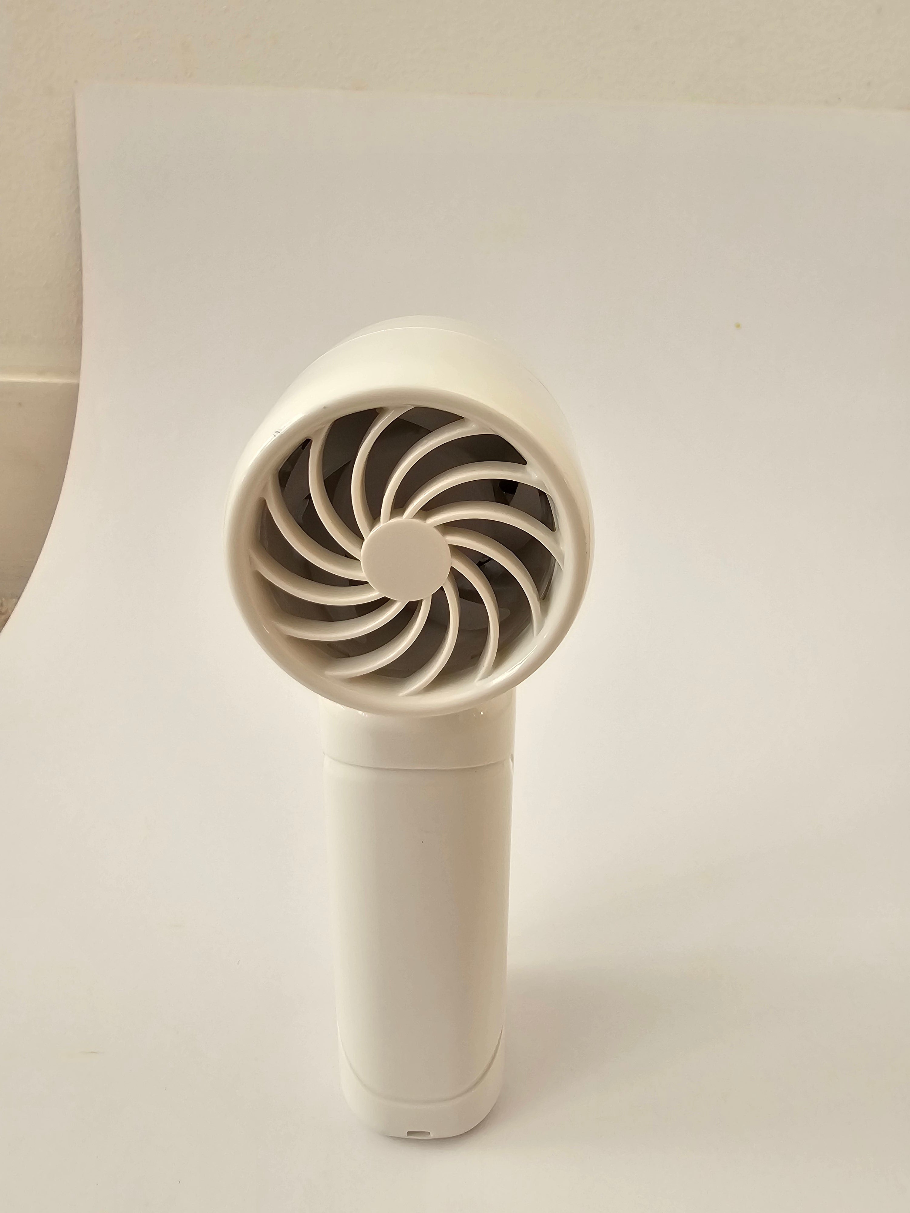 Digital High-Speed Handheld Fan – 199 Wind Speed Levels, Ultra Mini & Powerful Airflow